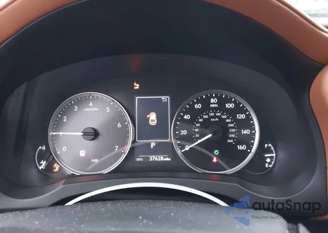 2021 Lexus Is 300 z USA, uszkodzony, nr VIN JTHC81F29M5043571